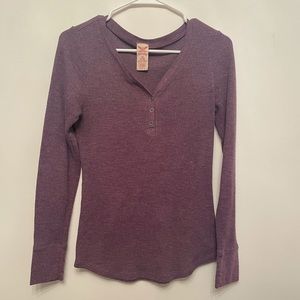 Sz Med Purple Faded Glory V-Neck Thermal w/ buttons